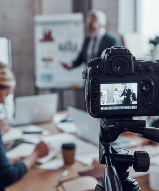 اهمیت تولید محتوای ویدیویی در دیجیتال مارکتینگ