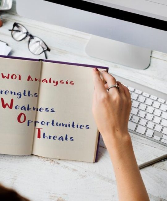 ماتریس SWOT چیست و چه کاربردی دارد؟