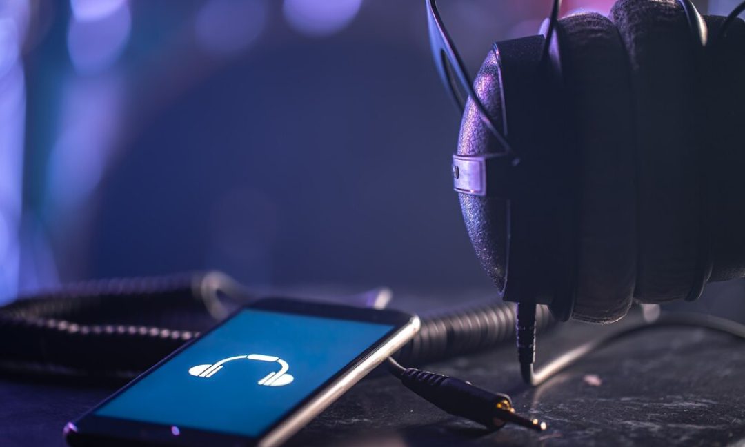 هوش مصنوعی Speechify: تبدیل متن به پادکست و فایل صوتی و دوبله