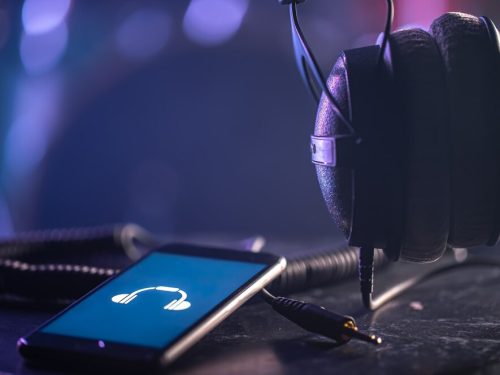 هوش مصنوعی Speechify: تبدیل متن به پادکست و فایل صوتی و دوبله