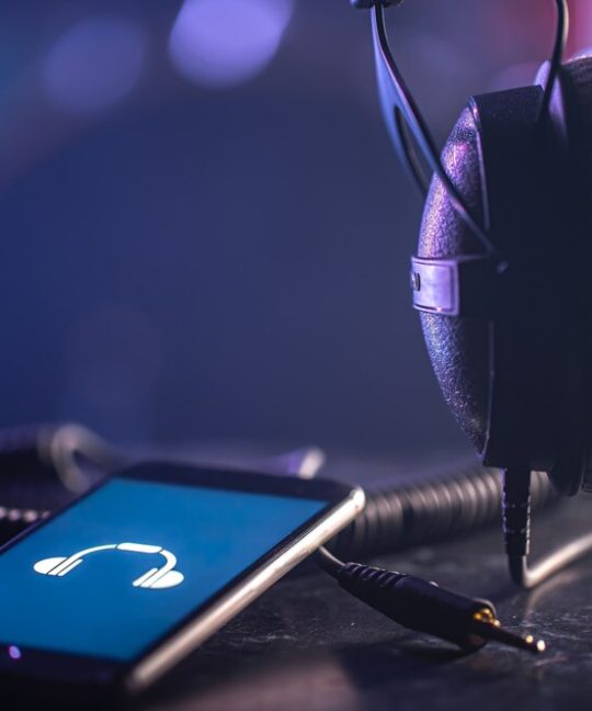 هوش مصنوعی Speechify: تبدیل متن به پادکست و فایل صوتی و دوبله